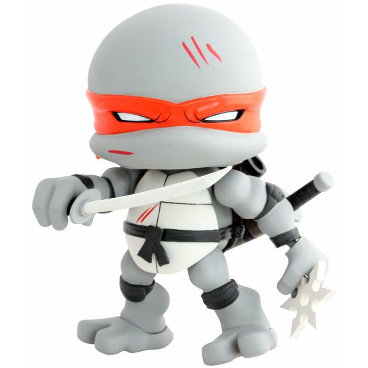 Teenage Mutant Ninja Turtle - Leonardo 8" (Battle Damaged) by Joe Allard