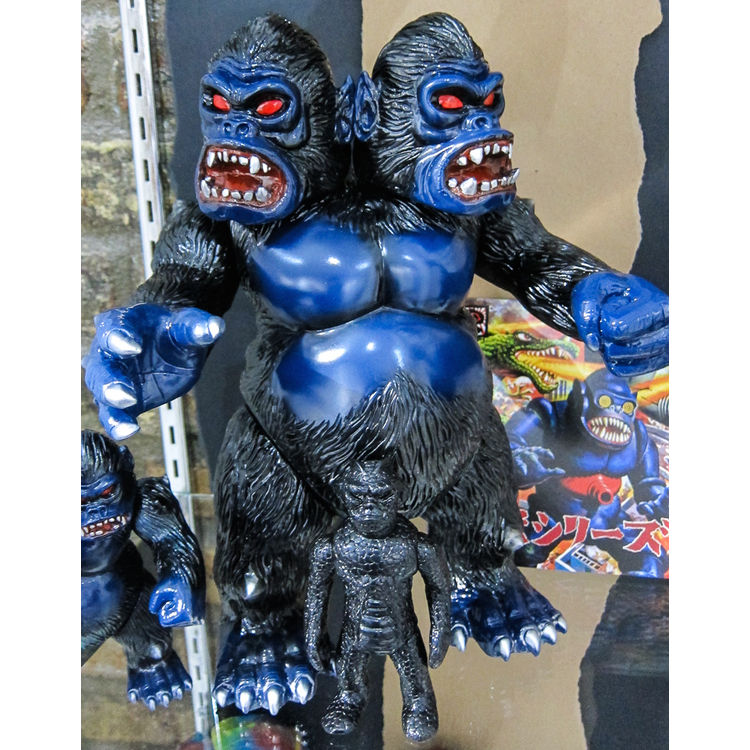 King Gorrilla-Ju ( Pushead Year 35 Exclusive ) by Yasuaki Hirota