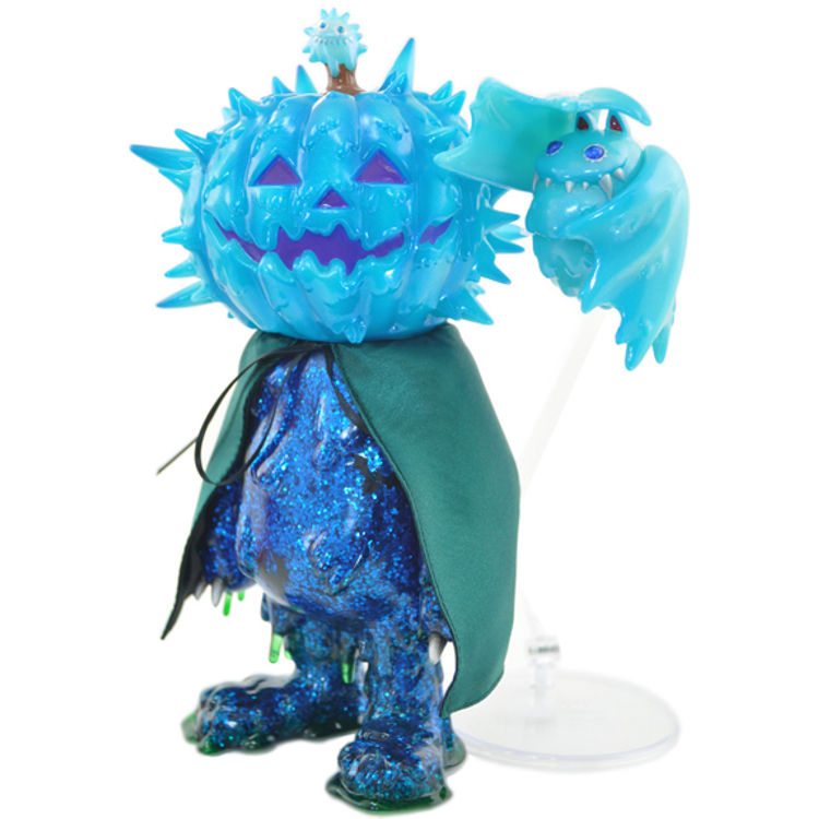 HALLOWEEN inc 2015  GHOST BAT Magister (blue phosphorescent) BAT LIQUID set by Instinctoy (Hiroto Ohkubo)