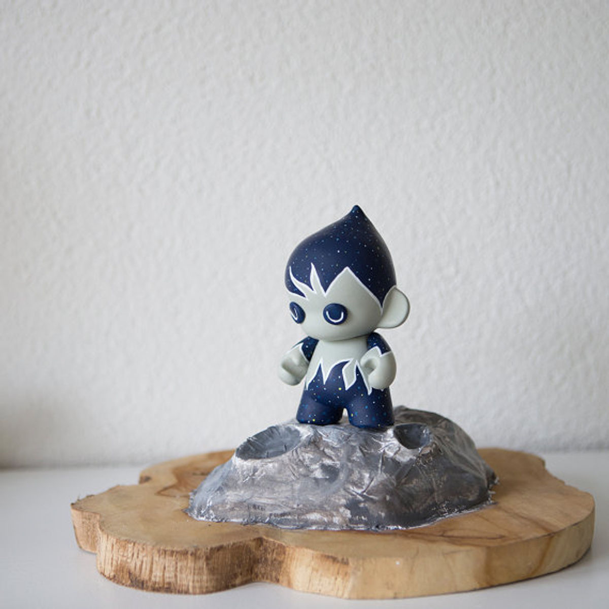 Moon Elf including a slice of moon - Custom 4" Munny