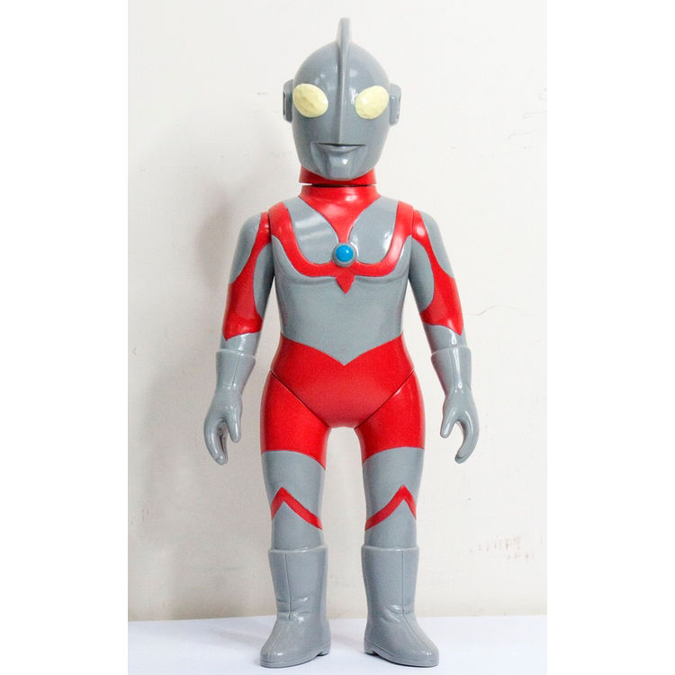 ULTRAMAN WITH REMOVABLE MASK SOFT VINYL by Play