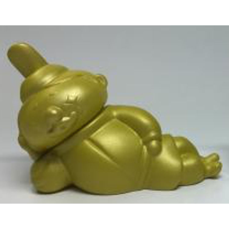Piemaro sofubi ( Gold ) by Mirock Toy (Yowohei Kaneko)