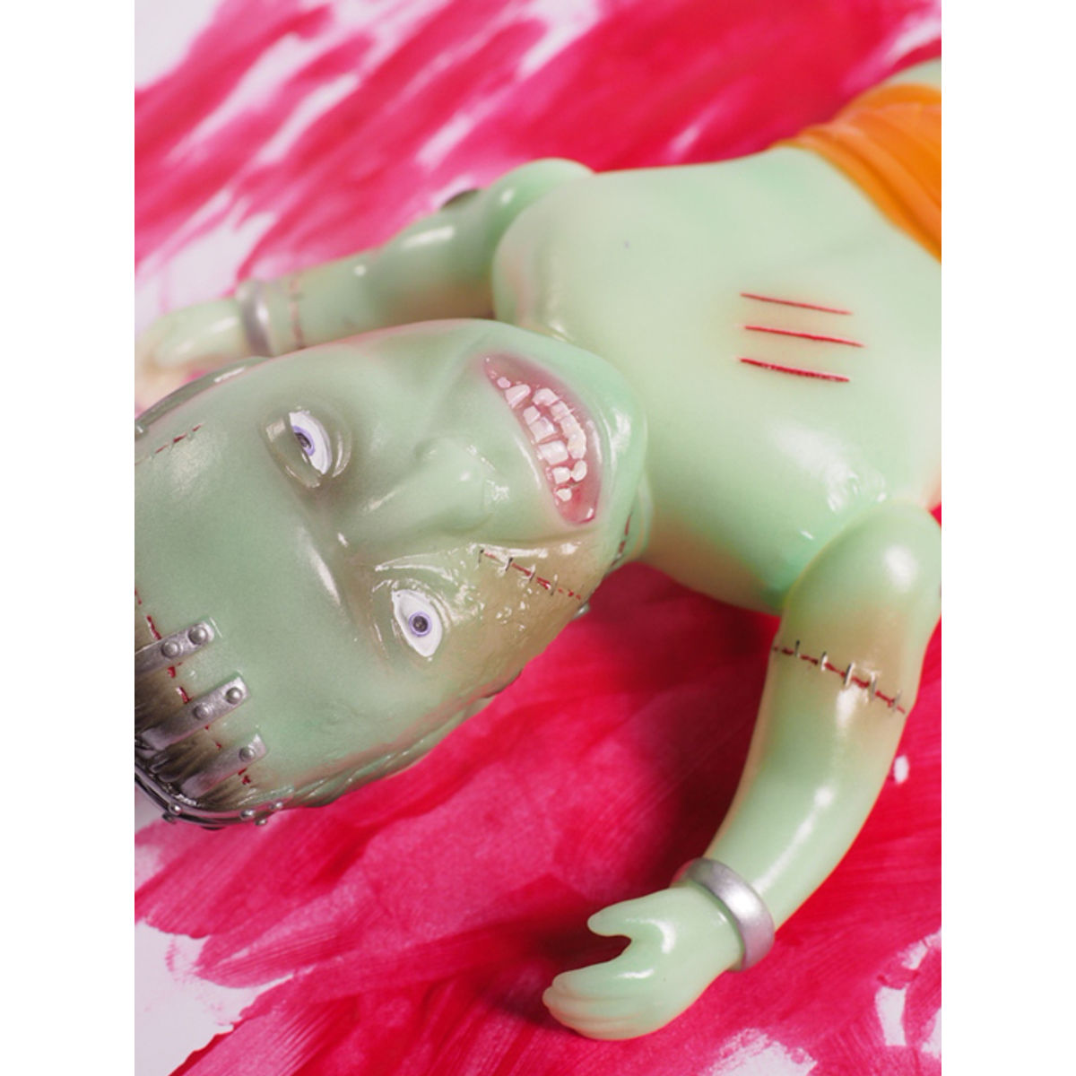 PDSxZOLLMEN synthetic human figure GID ( Punk Drunkers Edition )