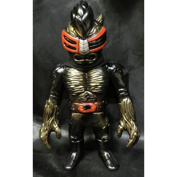 next Man No. 1 black molding / Gun Metal / ghost cider arm by Real X Head (Mori Katsura)