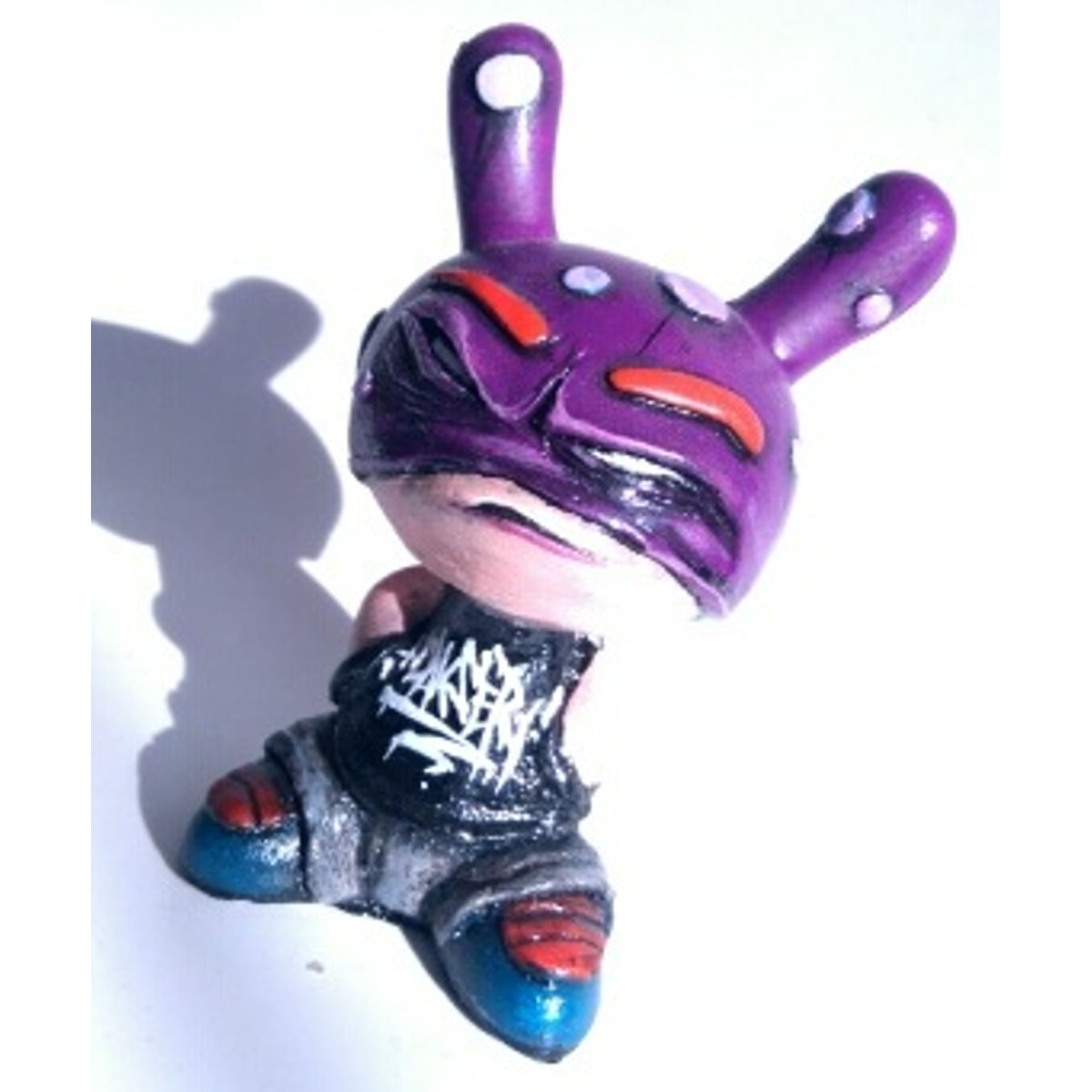 BUNNYCLAVA DUNNITZ 1 OF 4 RESIN DUNNY FIGURE GRAFFITI - purple