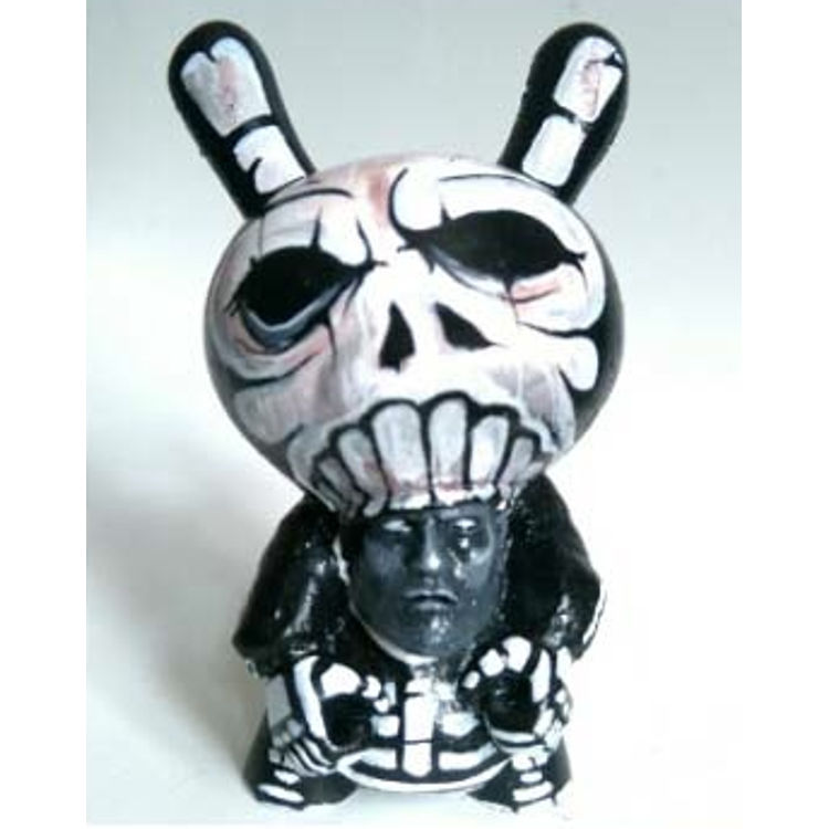 CANDY GRABBER SKELETON DUNNY STYLE MASH UP RESIN SCULPTS by Hoakser