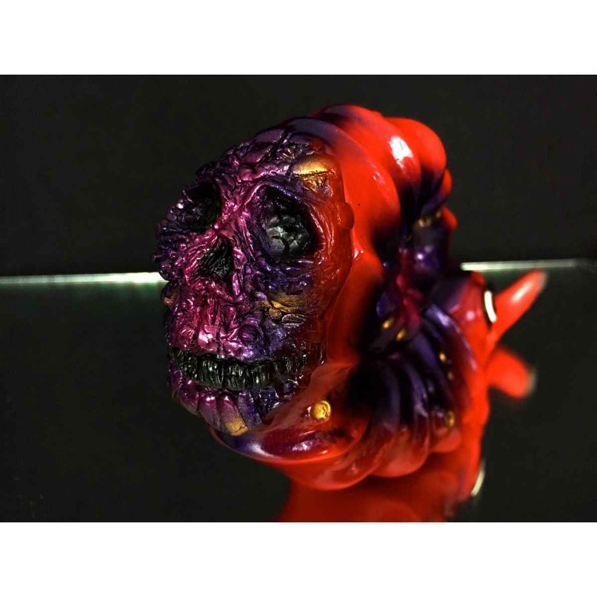 Ammonaito One off (Red 2)