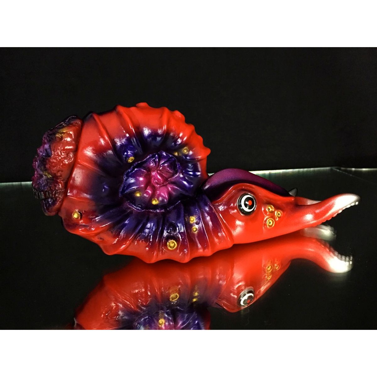 Ammonaito One off (Red 2)