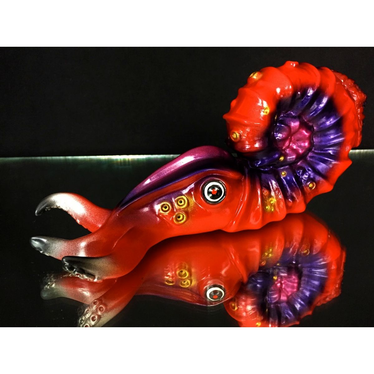 Ammonaito One off (Red 2)