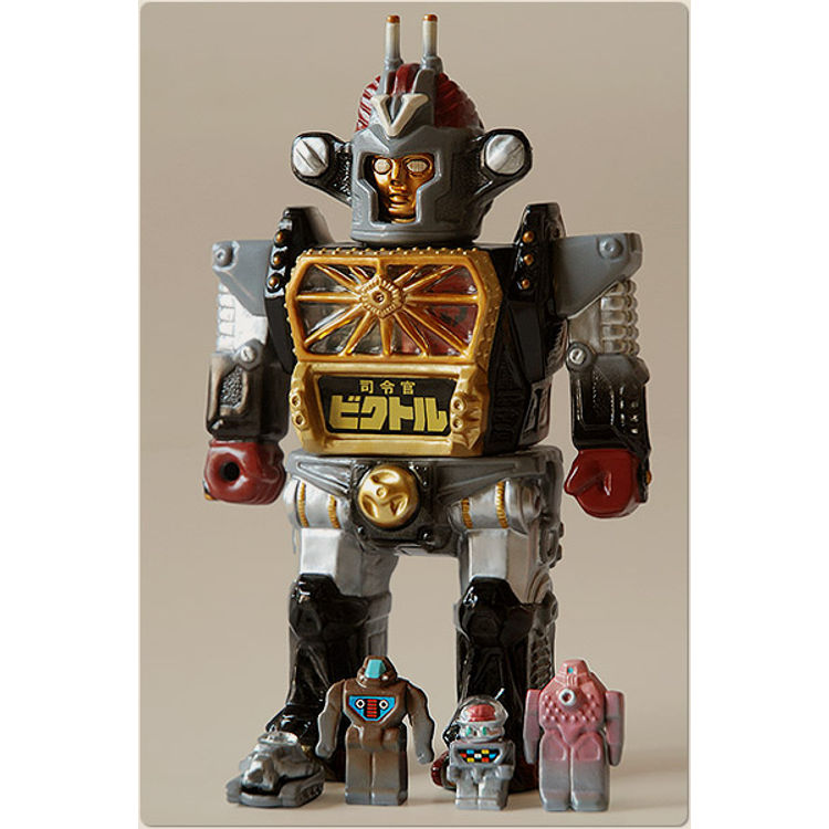 Commander Viktor Black set - set of Victor + mini robot 4 bodies ( Angel Abby Exclusive ) by Iluilu