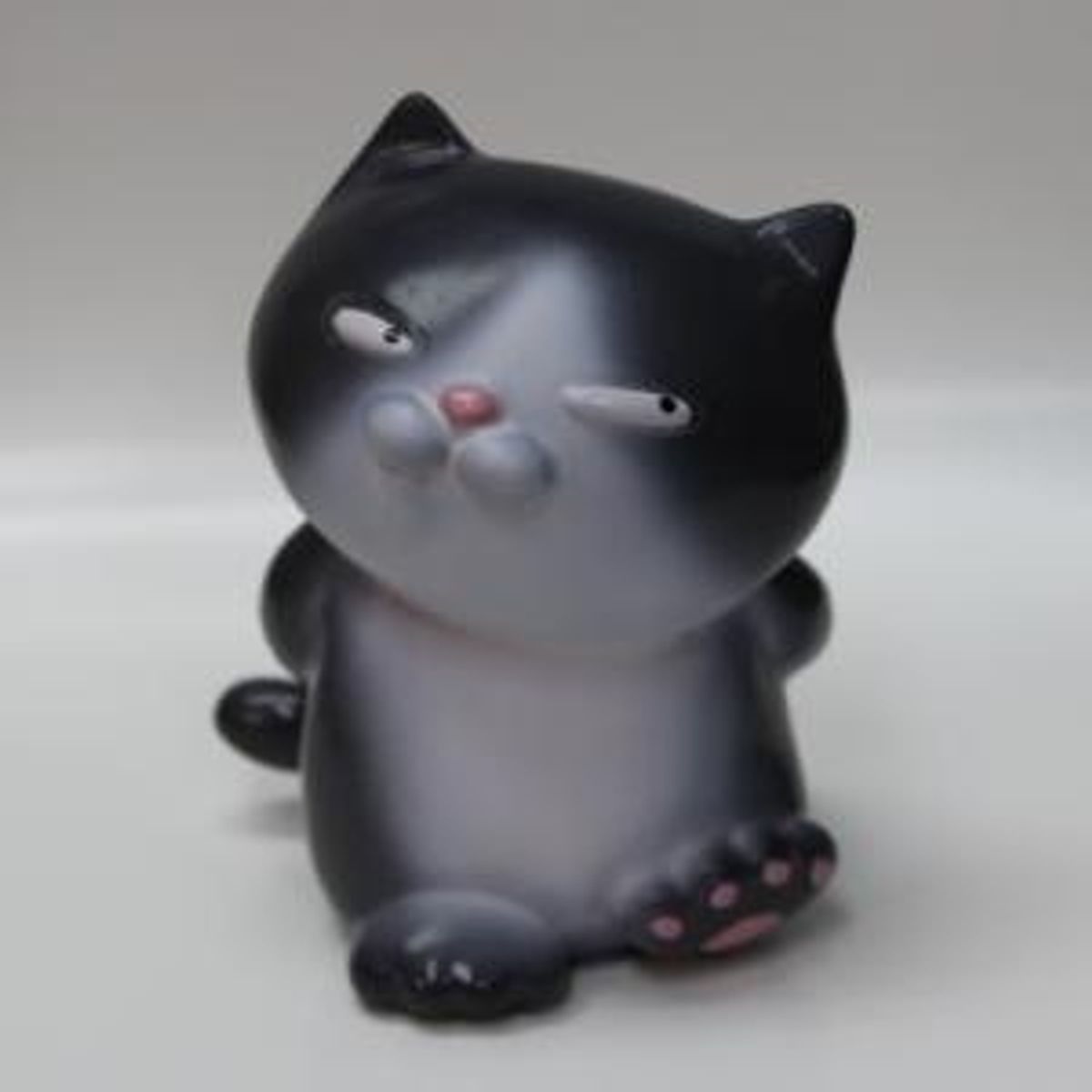 Koronekohne - black w/Pink Nose