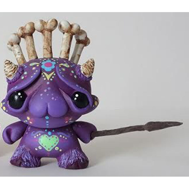 Guardia Violeta by Haus of Boz (Laura Copeland)