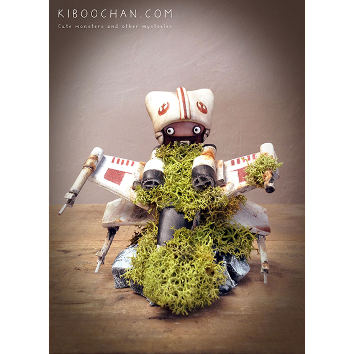 "Star Wars - Custom X Wing" Figurine (2015)