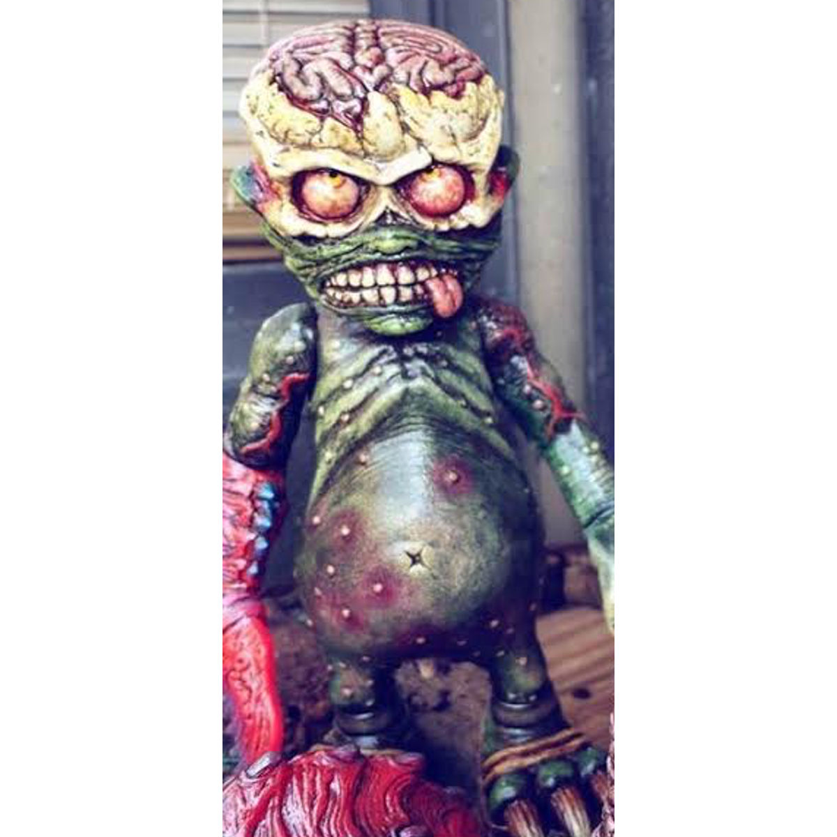 Brain Bug Boogie-Man custom - flesh