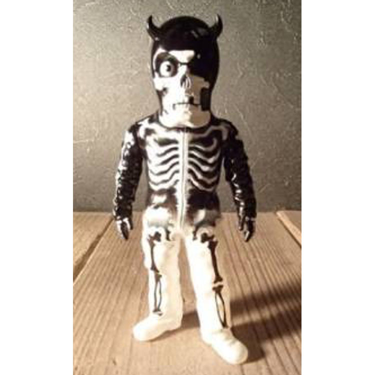 Skullman - Blackout Lame by Balzac