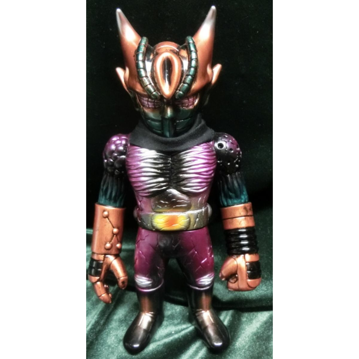 Next Man Evil bat body ( black molding / meta purple / copper color)