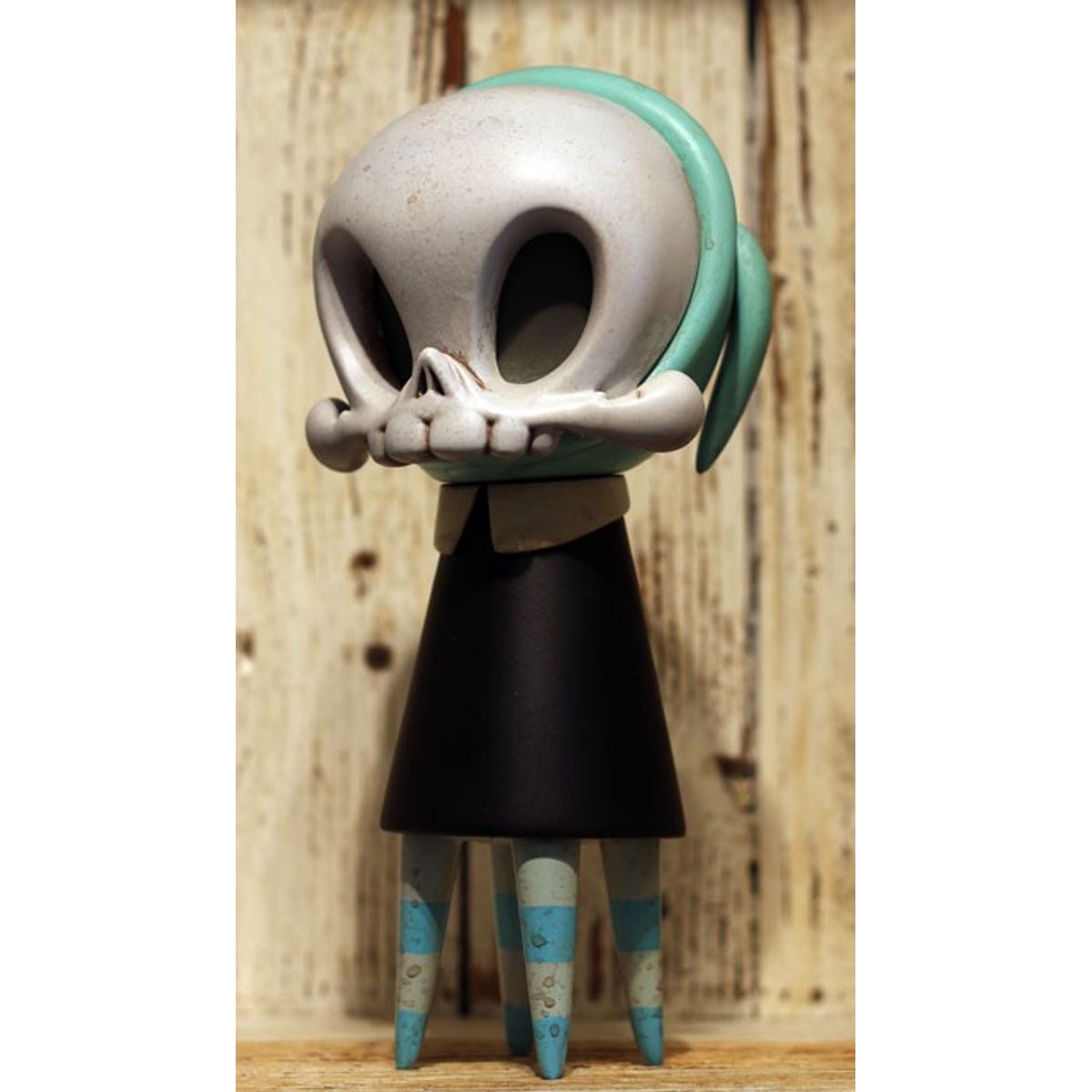Seafoam Standing Trickster