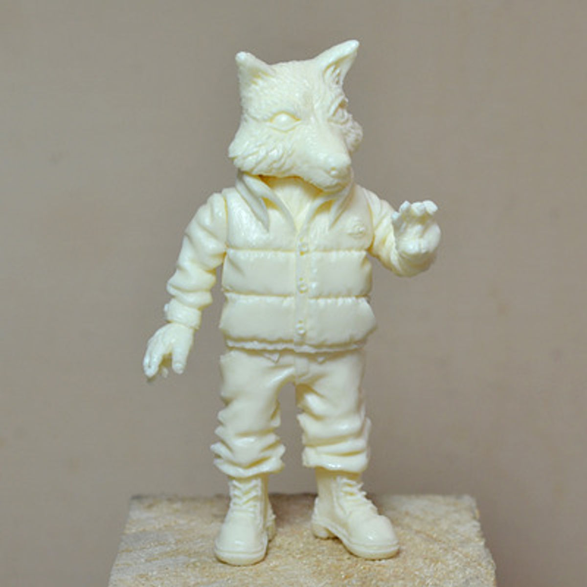 Darwin (ivory)