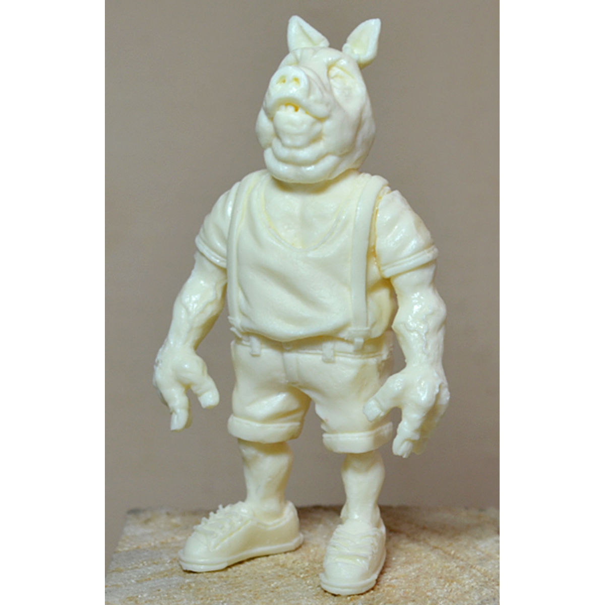Porkins (ivory)