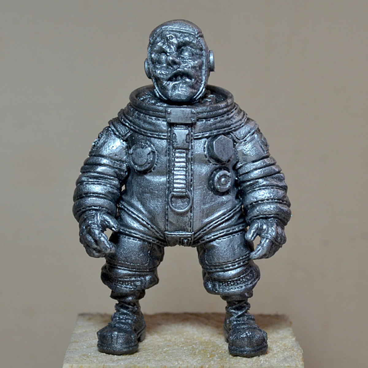 Lunar Creep (Space Age)