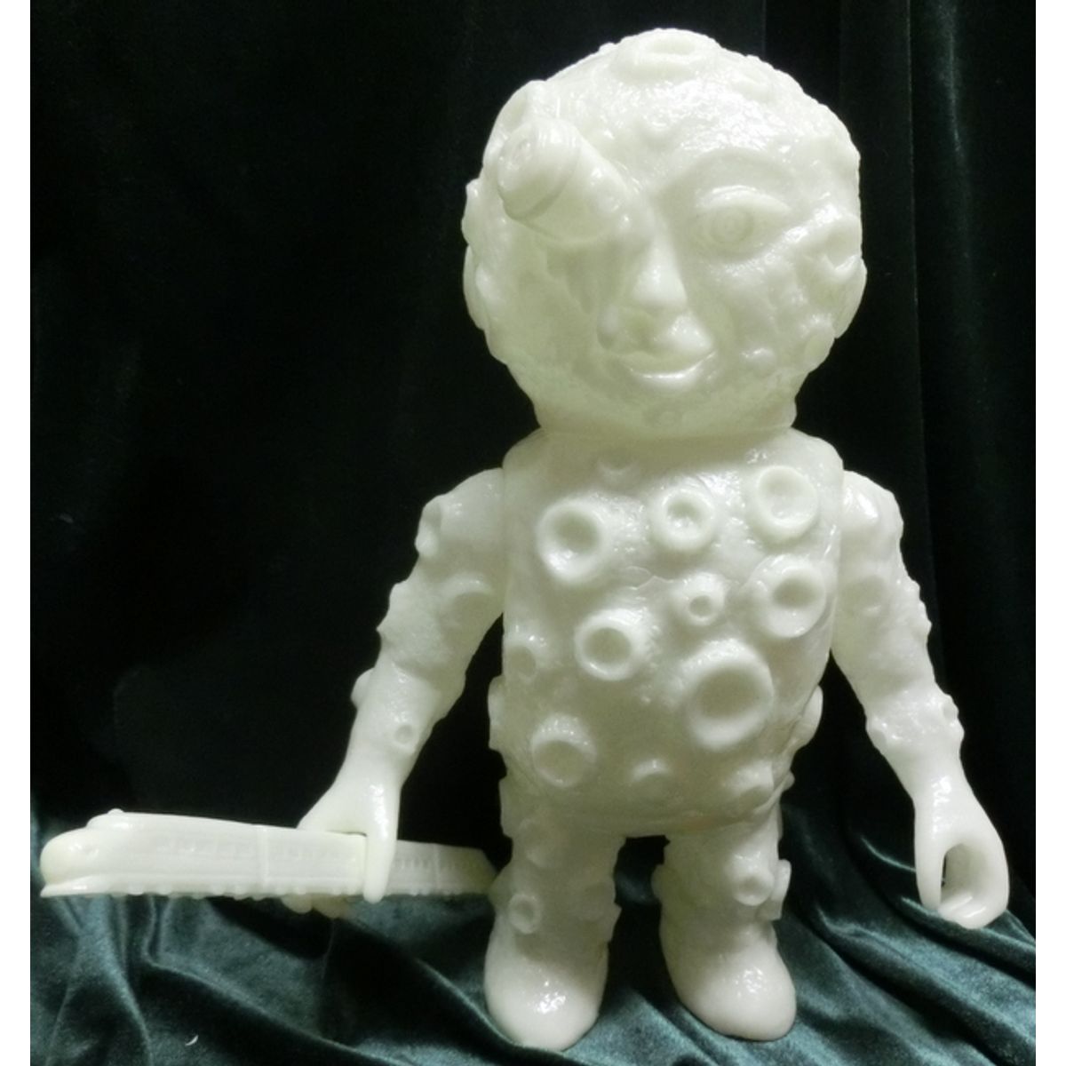 Long Neck planetary Majin MOON Luminous / unpainted