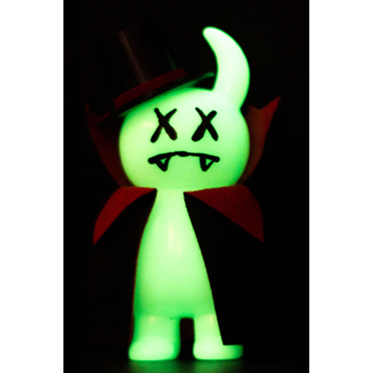 Delayed Brain "Dracula Uamou" - Pale Blue Muu Ver