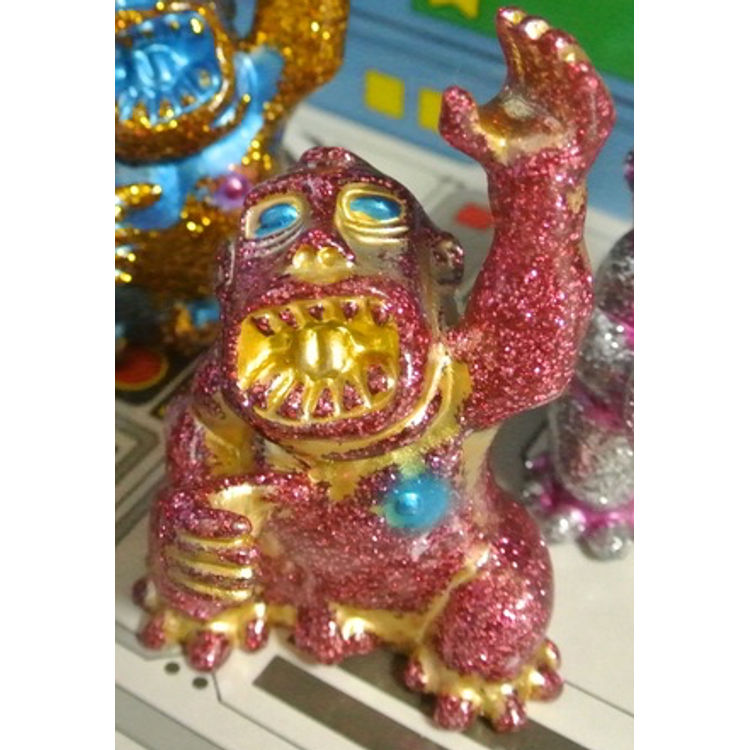Monstre Ape - Jingle Bomb pink by Monstrehero