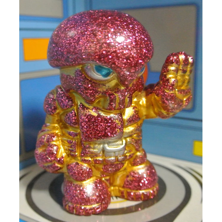 Phase Pheyden - Jingle Bomb Pink by Onell Design (Matt Doughty)