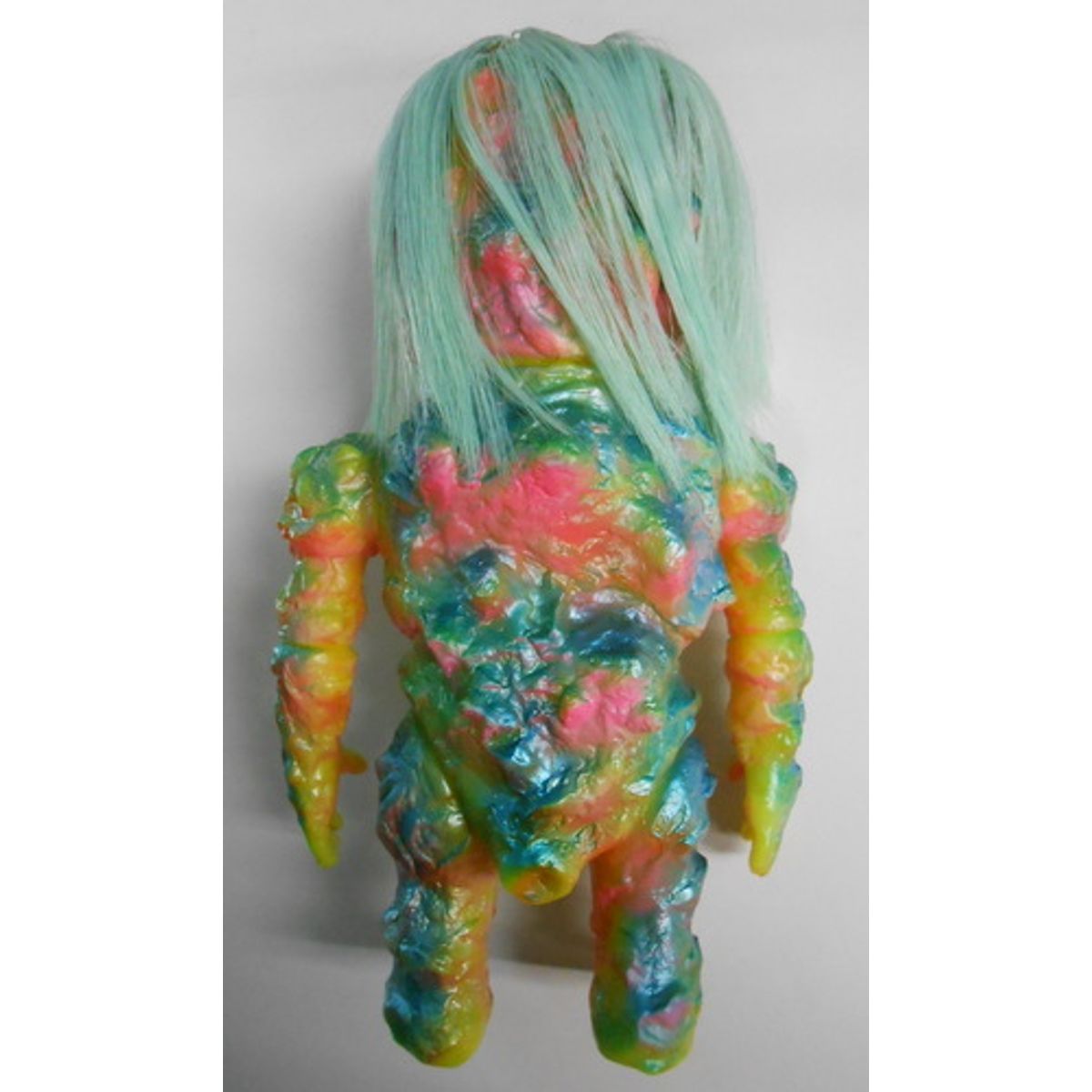 violence primitive man (a normal face / neon yellow molding)