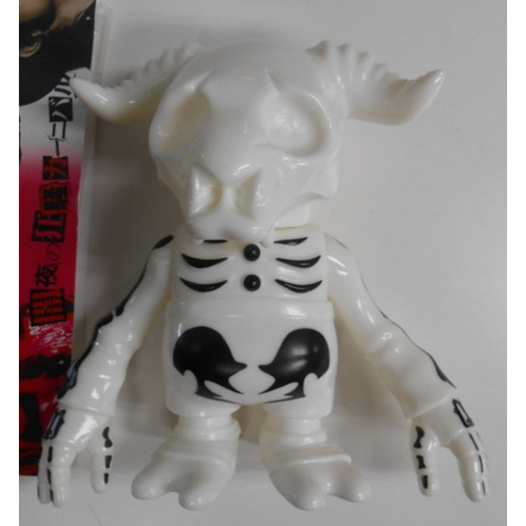 SKULLBeeBBM White (wild excitement carnival of moonless night) by Balzac