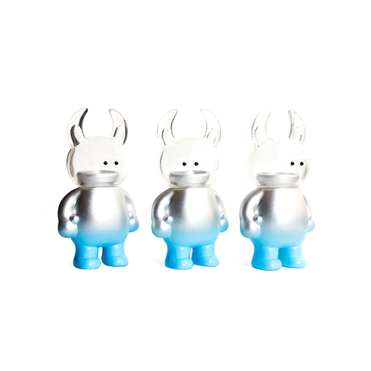 Silver-Blue Gradient Uamou (XCL Toys Exclusive)