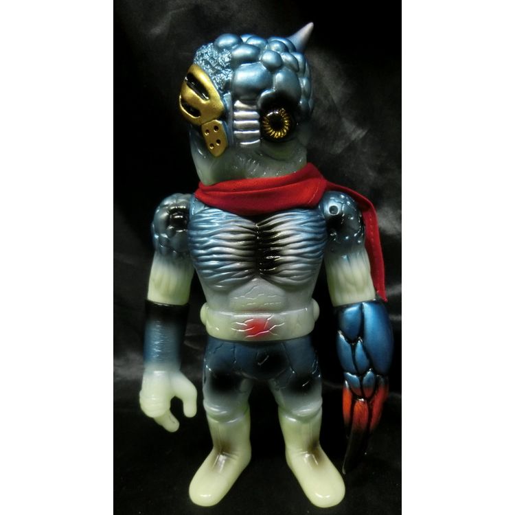 chaos man 1 No. (a phosphorescent formed type / meta-blue / black / gold / Gin / red paint / red scarf / yellow eye) by Real X Head (Mori Katsura)