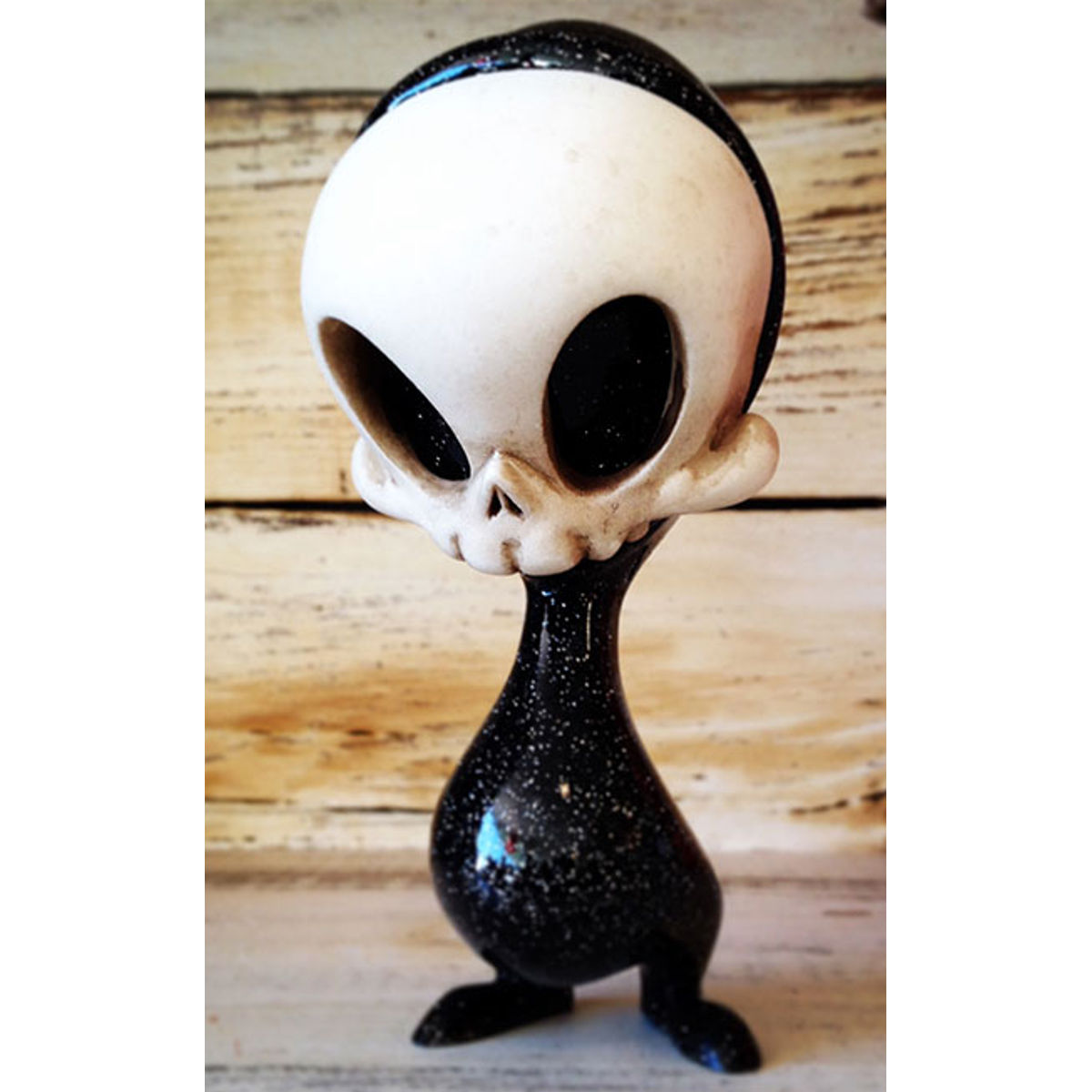 Hand Painted Black Glitter Mini Resin Skelve