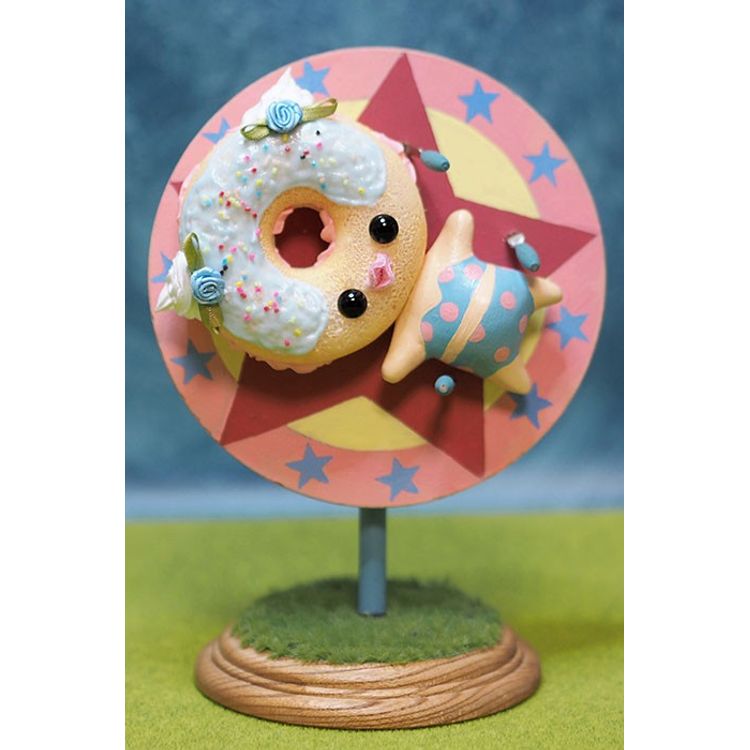 GURUGURU Donut by Eimi Takano