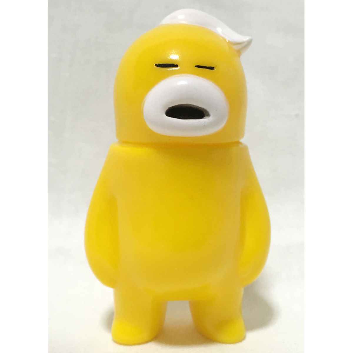 Array of watch soft vinyl doll [EGG YELLOW]