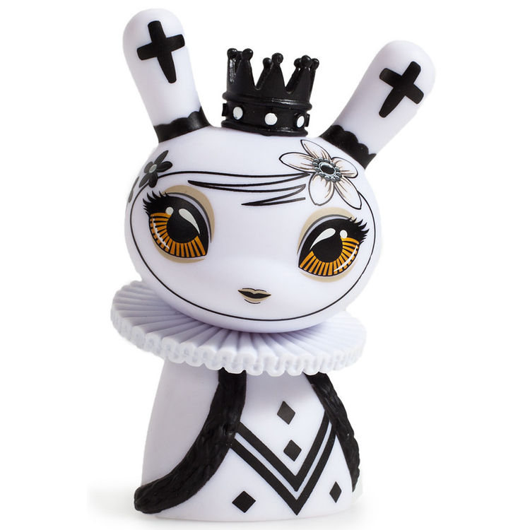 Shah Mat Chess : White Queen by Otto Bjornik