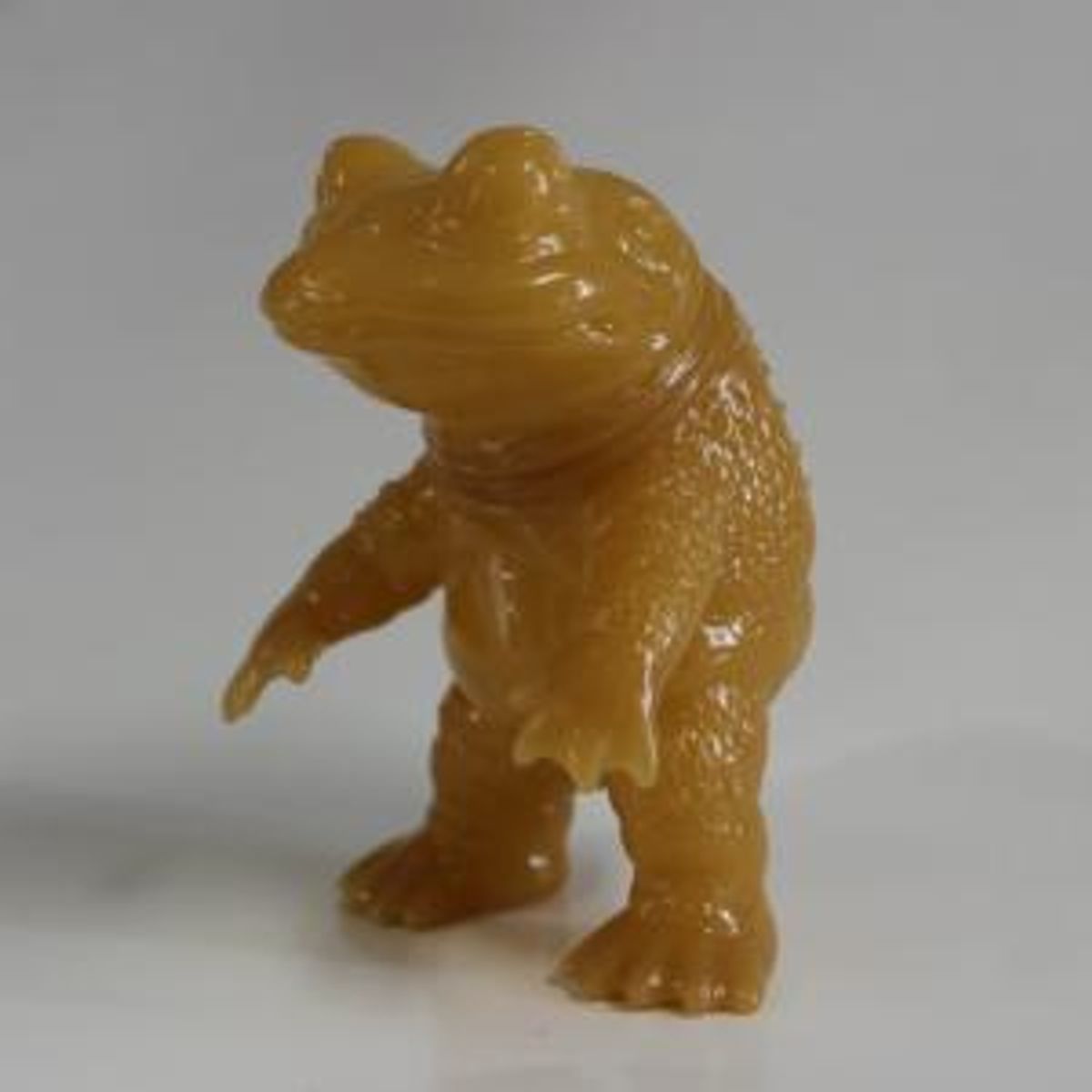 Keronga (ケロンガ) Amber