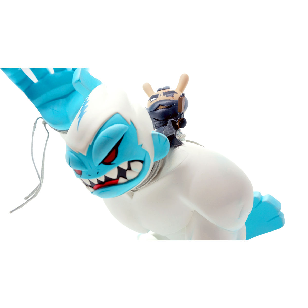 MIGOR the Mega Yeti