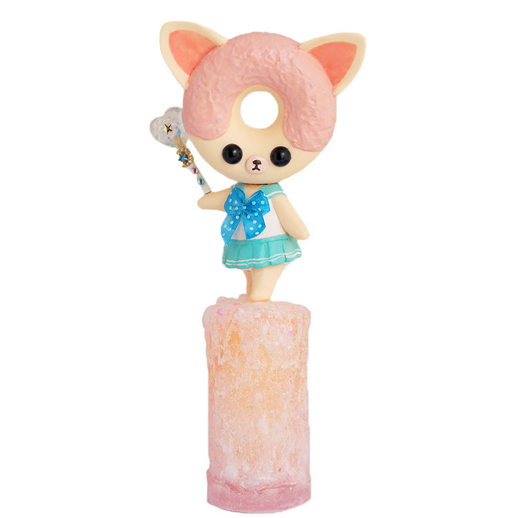 Magical Girl Donut Cat (NYCC '16) by Eimi Takano