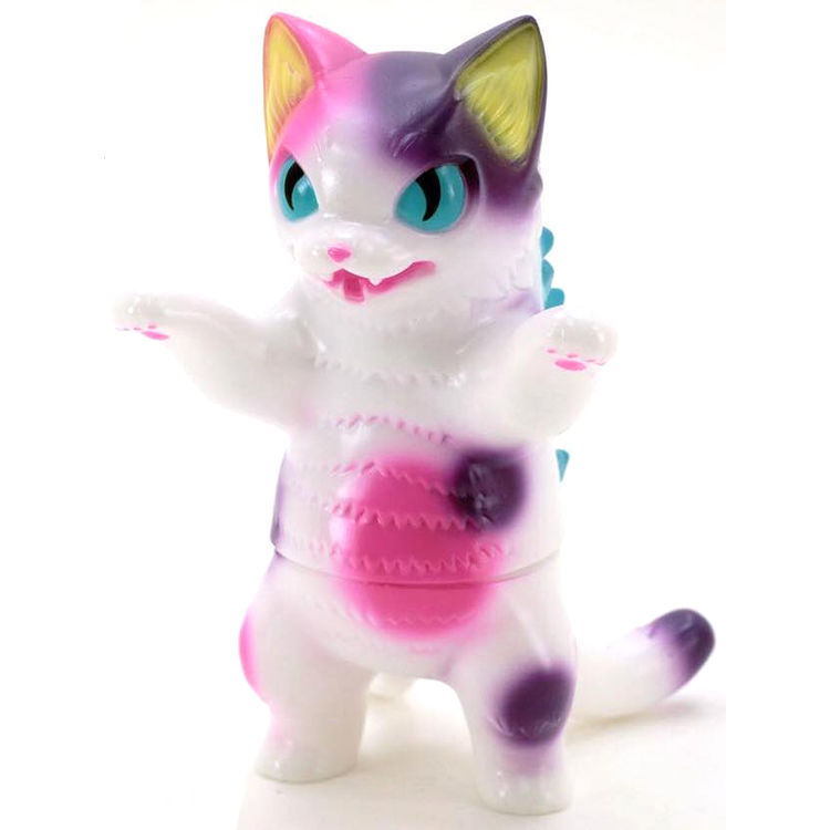 Blueberry & Raspberry Negora by Konatsu Koizumi