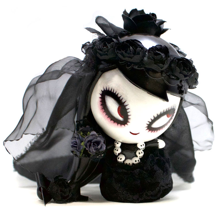 Goth Bride by Mizna Wada