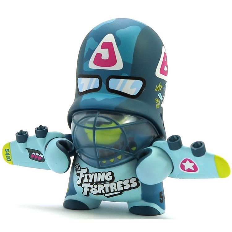 Flying Fortress Trooper (Artoyz Variant) by Flying Förtress