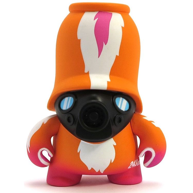 Skunk Trooper (Artoyz Variant) by Flying Förtress