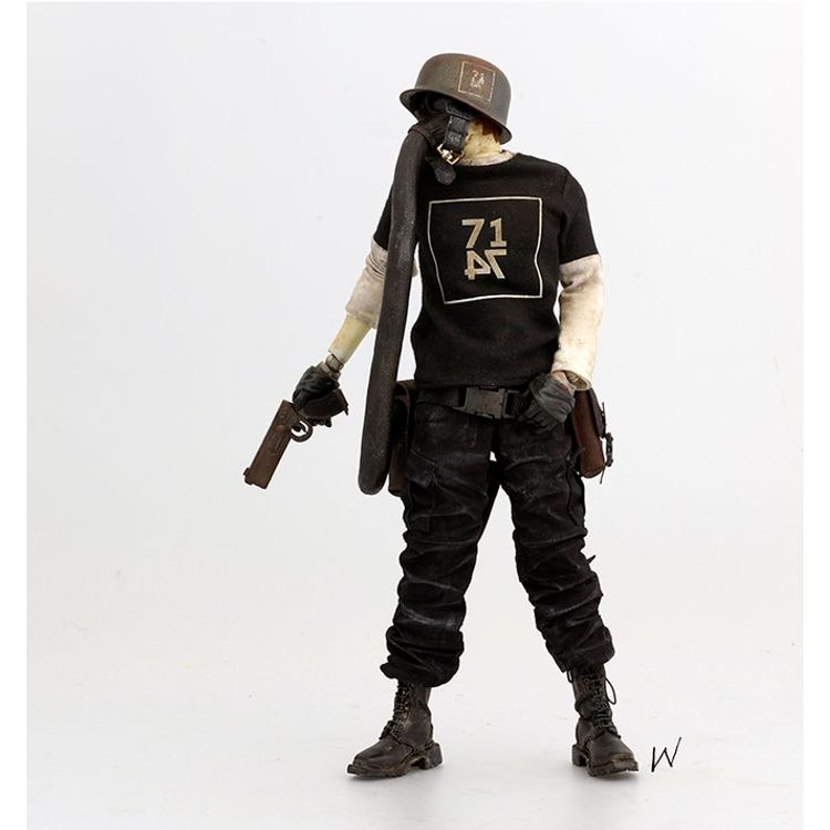 7174 GUARD NOM by Ashley Wood