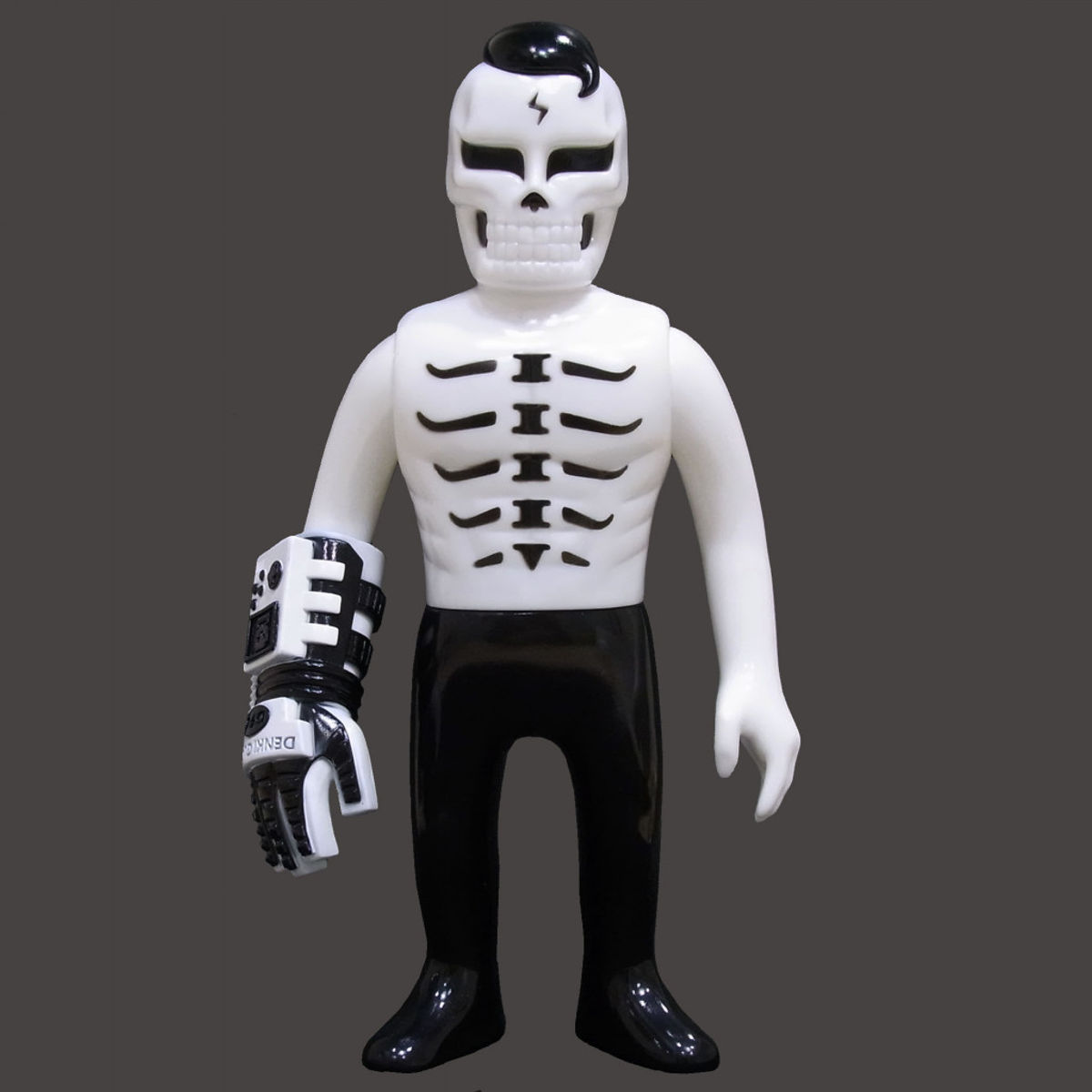 Guy 2 (Gaitsu) - WHITE
