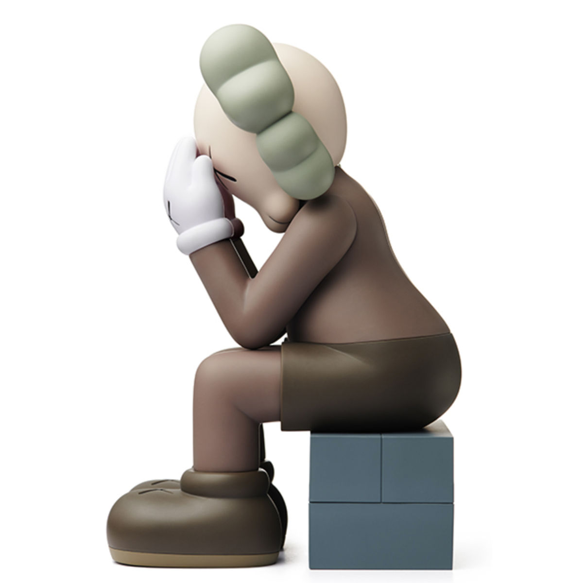 8" Brown Passing Through Companion