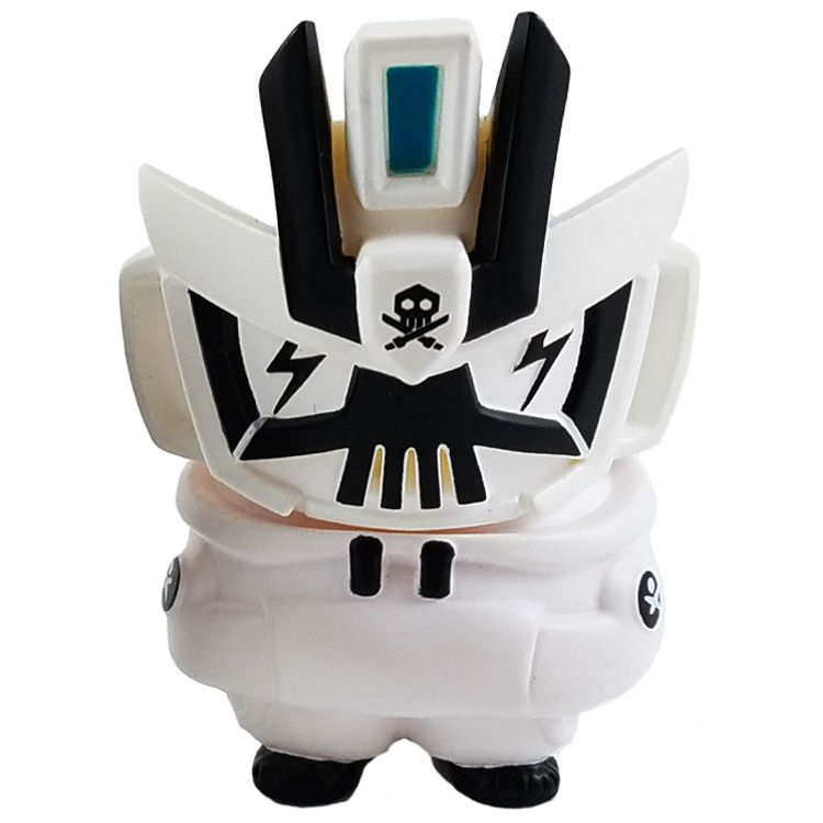 White Nano TEQ63 by QUICCS