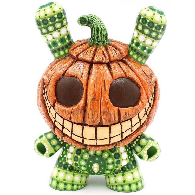 8" Pumpkin Dunny by MP Gautheron