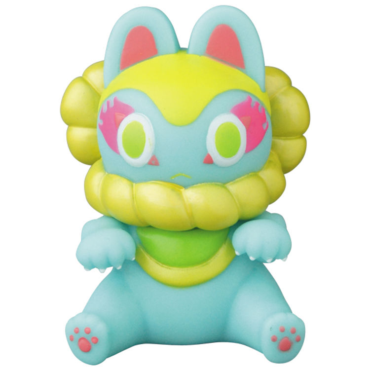 Blue/Yellow Inuharigon by Teresa Chiba