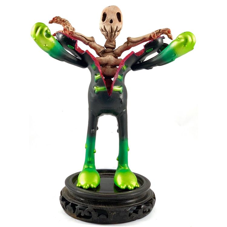 Toxic Misfit by RedGuardian (Angel Martinez)